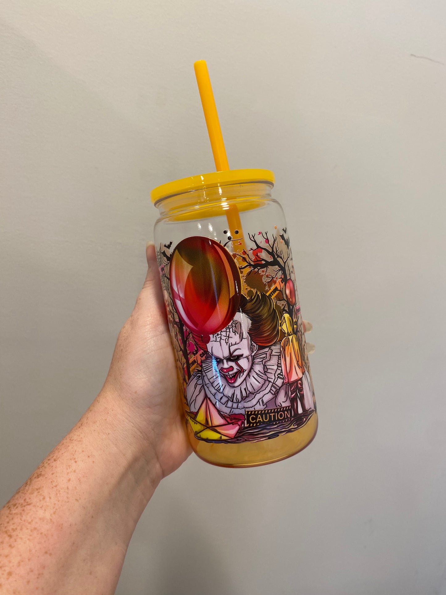 Ready to ship - 16oz plastic cup w/lid