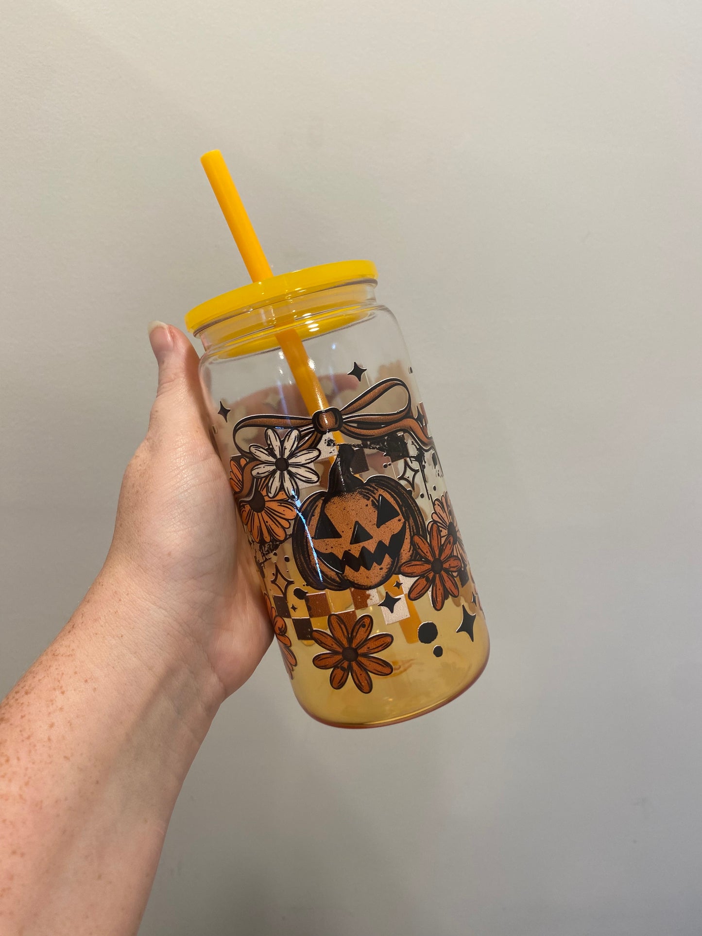 Ready to ship - 16oz plastic cup w/lid